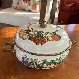 Tabletops Unlimited Vintage Fruit Design Ceramic Casserole pot with lid